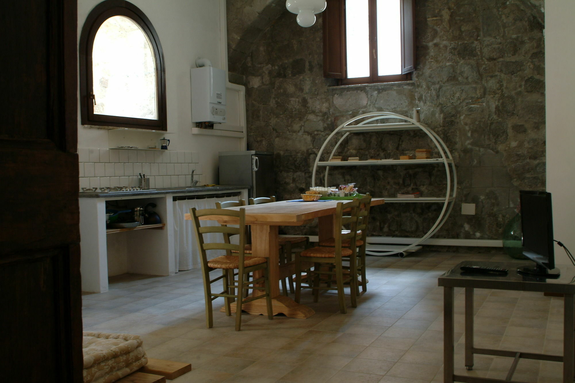 A Priori Guest House วิแตร์โบ ภายนอก รูปภาพ